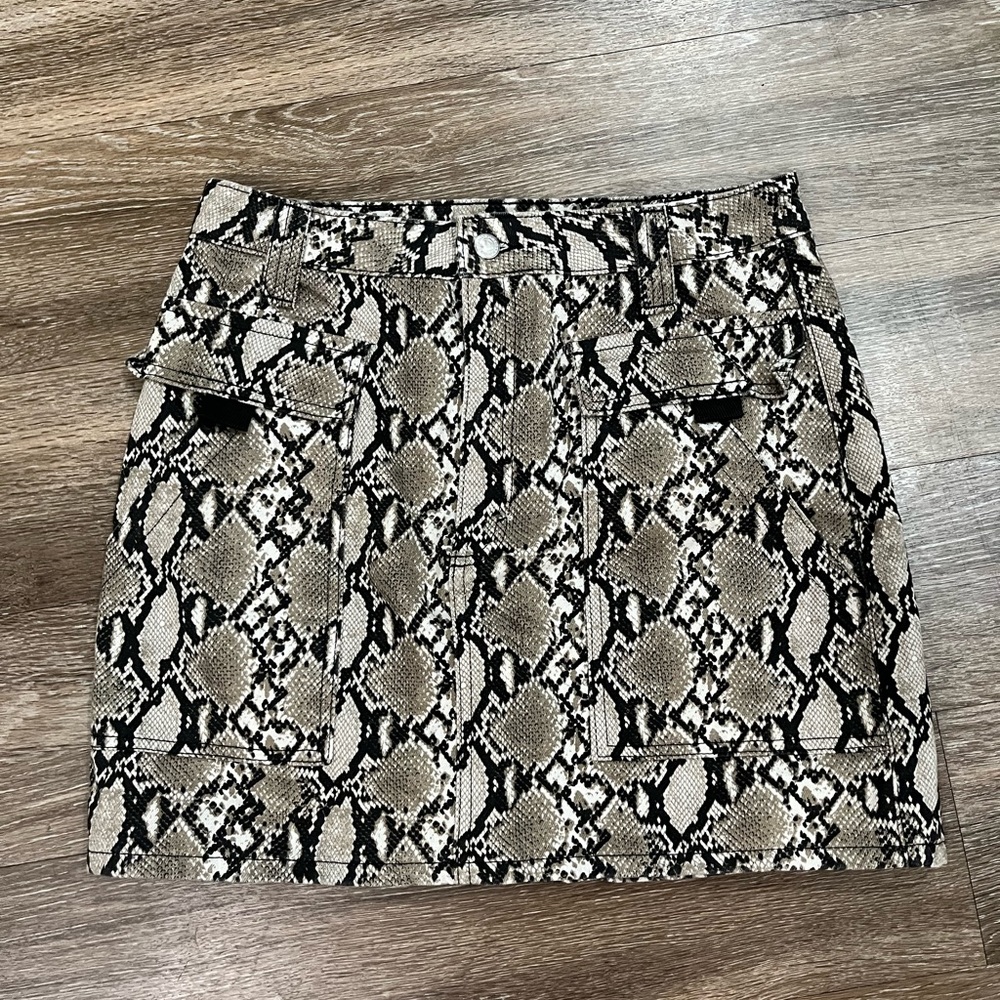 Top shop snakeskin mini skirt 100% cotton